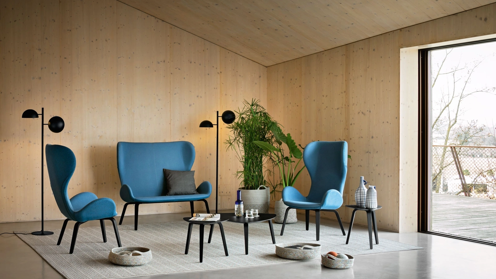 Lampada da terra Charlotte di Midj